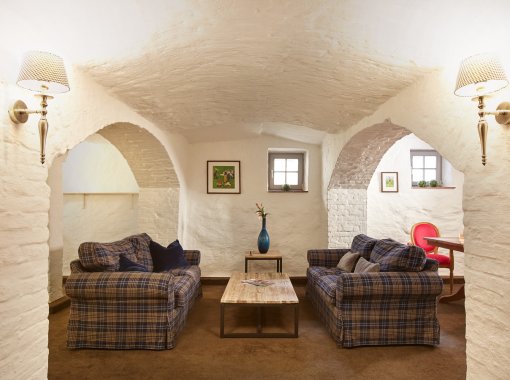 Hotel Gut Vorbeck Gewölbekeller mit Sitzbereich